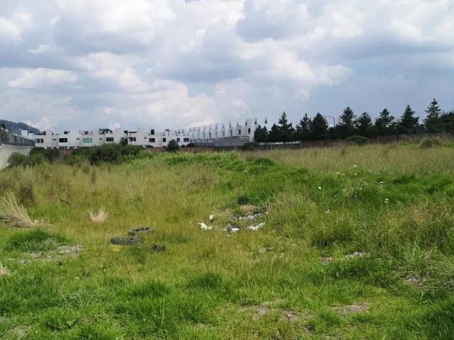 VENTA DE LOTE DE TERRENO FRENTE A CONDOMINIO IDILICA EN RINCONADA DE TECAXIC ZINACANTEPEC