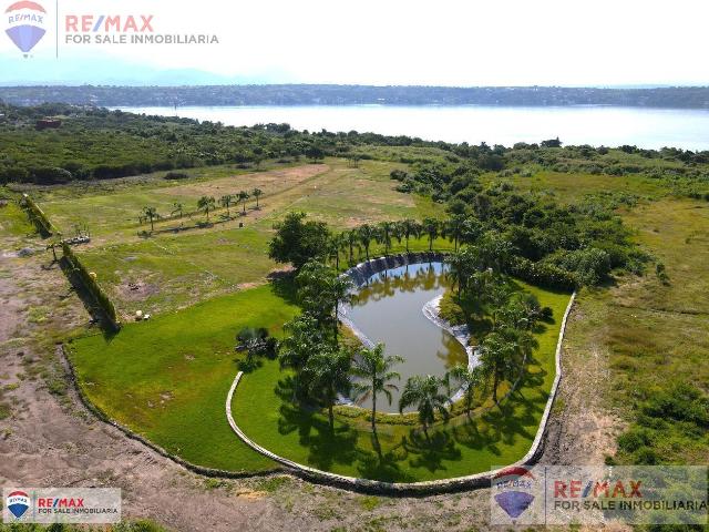 Venta de lotes de terreno en Fraccionamiento, Tequesquitengo