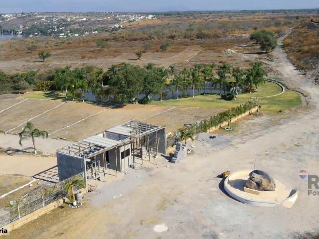 Venta de lotes de terreno en Fraccionamiento, Tequesquitengo