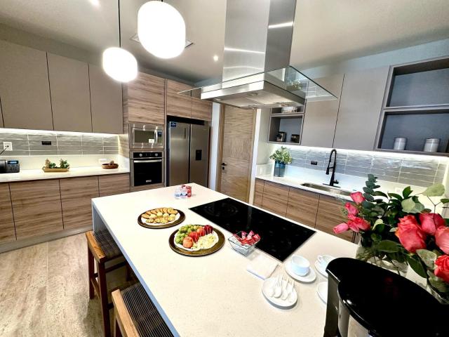 Venta de ?ltimas Unidades en SM13 Vela Towers amenidades en roof de 3 Rec Vista la Laguna