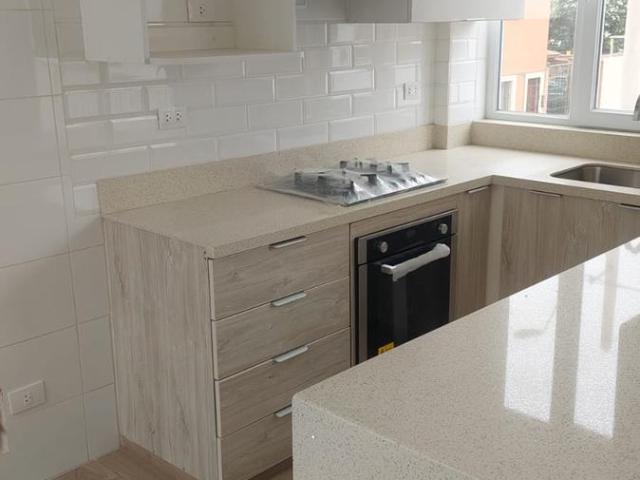 VENTA DE MODERNO DEPARTAMENTO EN EL 2DO PISO CHORRILLOS