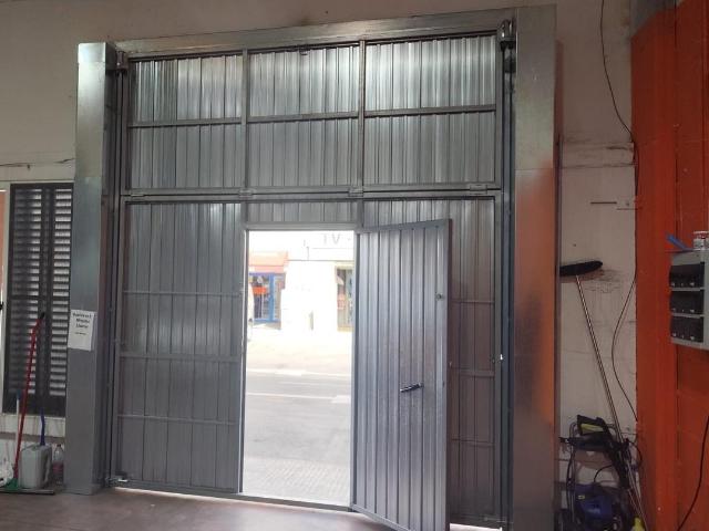 Venta de nave con inquilino