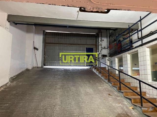 Venta y alquiler de nave de 1000m2 en Astigarraga