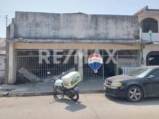 VENTA de nave/bodega, a precio de terreno