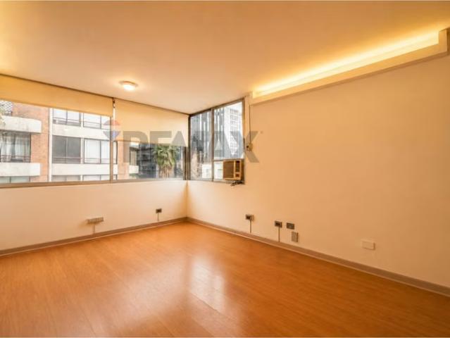 Venta de oficina en providencia | 1 dormitorios por 3998.23 en Providencia