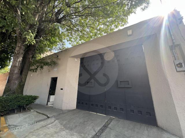 Venta de Oficinas con Bodega