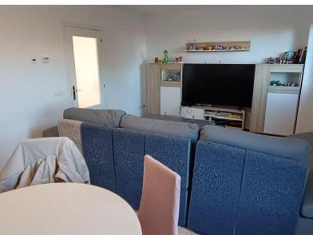 VENTA DE PAREADO EN ZAMORA URBANIZACIÓN SIGLO XXI. 2 DORMITORIOS, BUHARDILLA, 2 BAÑOS, GARAJE, TRAST