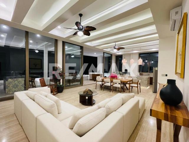 Venta de Penthouse a la Orilla del Mar en Chicxulub Puerto