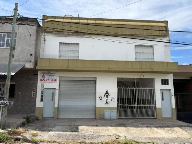 Venta de Ph 3 ambientes en Tres De Febrero Loma Hermosa