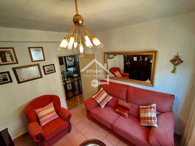 Venta de piso con encanto en Viana
