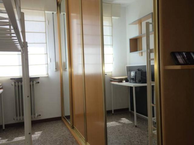 Venta de piso exterior en Logroño, zona La Estrella