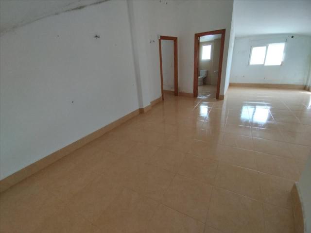 Venta de Piso en Calle Maximinos Nº 18 Murcia Murcia