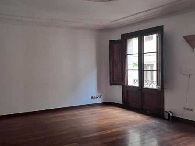 Venta de Piso en Calle Agla Barcelona Barcelona