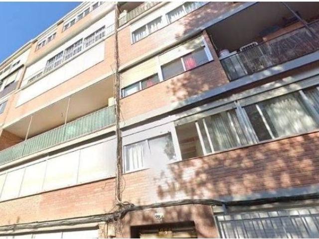 venta de Piso en Calle Camarena Nº 234 Madrid
