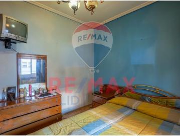 VENTA DE PISO EN CALLE CERRADA