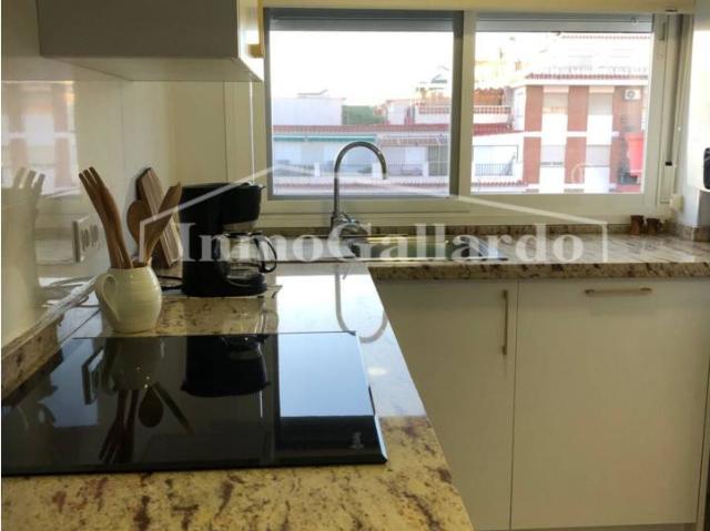 Venta de piso en El Palo