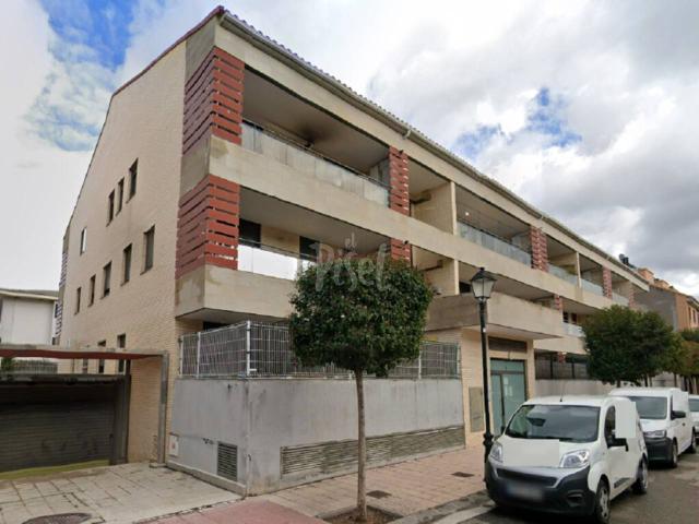 Venta de piso en La Muela, Zaragoza