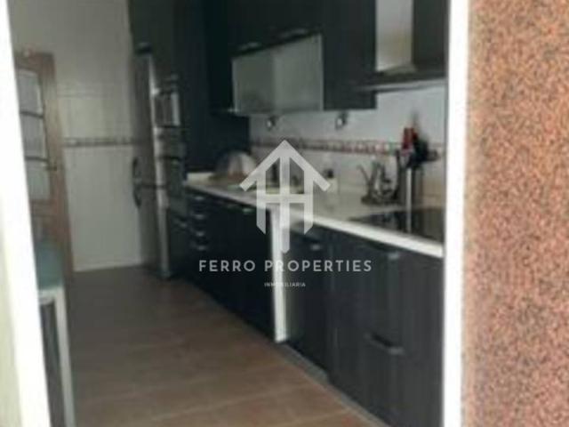 AMPLIO PISO DE 126 m² CON COCHERA PARA 3 VEHÍCULOS Y GRAN TERRAZA COMUNITARIA