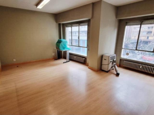 Venta de piso EN PONIENTE. Valladolid Capital