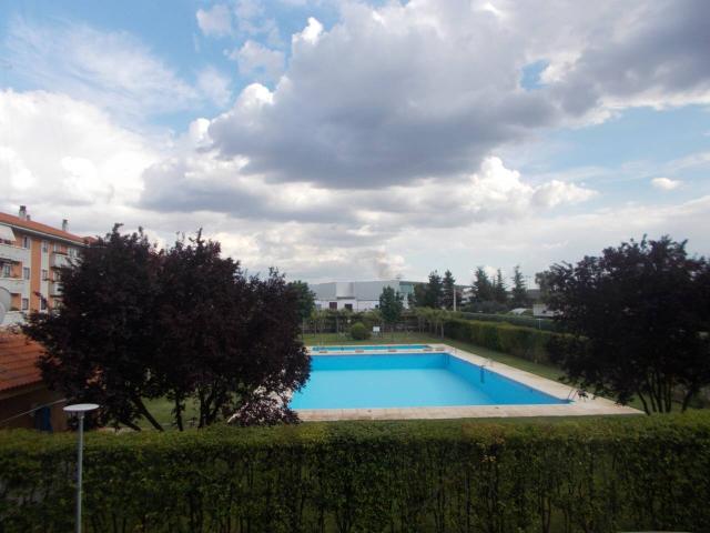 VENTA DE PISO EN URBANIZACIÓN SIGNO XXV CON ESPECTACULARES VISTAS