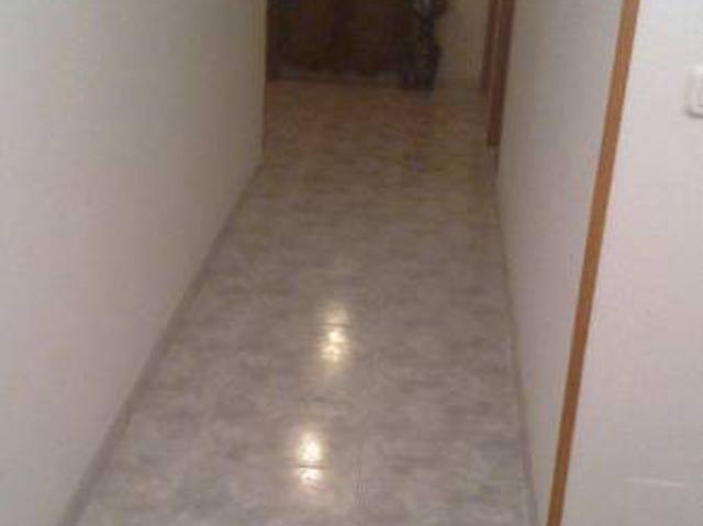 VENTA DE PISO EN VEGA DE ESPINAREDA