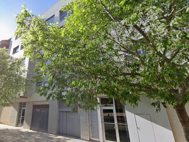 Venta de Piso + Garaje en Calle ELS SERRANS Nº 59 61 Algemesí Valencia/València