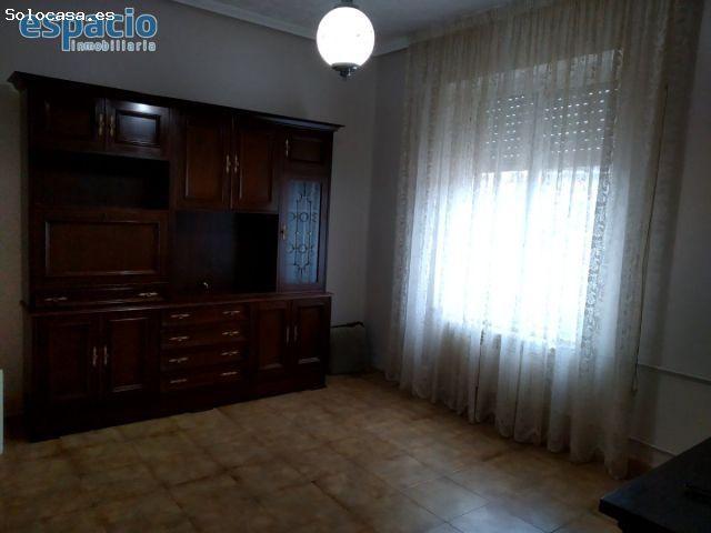 VENTA DE PISO LUMINOSO EN ZONA CENTRO