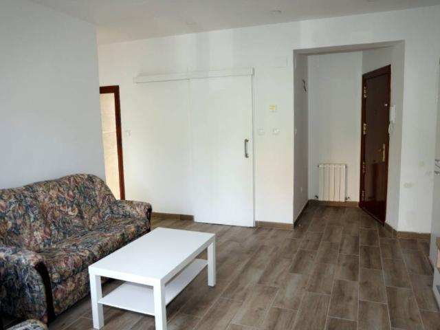 Venta de piso reformado de 3 habitaciones en Batallas San Juan, Valladolid Capital