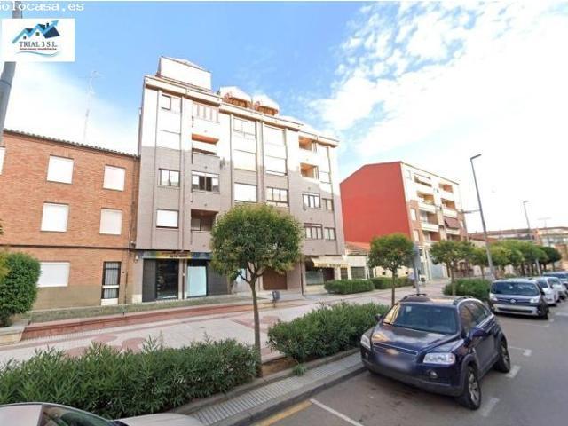 Venta de Piso + Trastero en Benavente Zamora