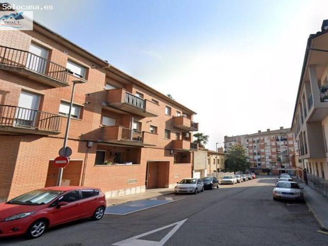 Venta de piso+garaje en Manlleu Barcelona