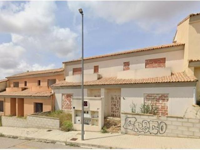 VENTA DE PROMOCIÓN RESIDENCIAL: 21 VIVIENDAS UNIFAMILIARES Y 16 CASAS ADOSADAS EN CAUDETE DE LAS FUE