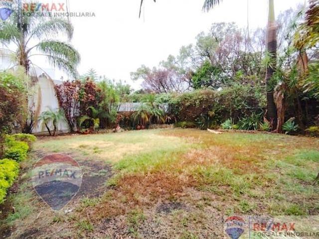 Venta de propiedad como terreno, Vista Hermosa, Cuernavaca, Morelos…Clave 5058