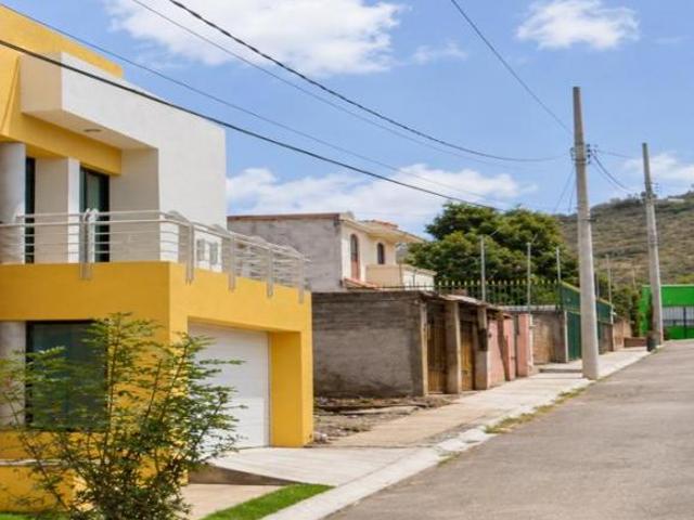 VENTA DE PROPIEDAD EN COLINAS DEL PADRE ZACATECAS
