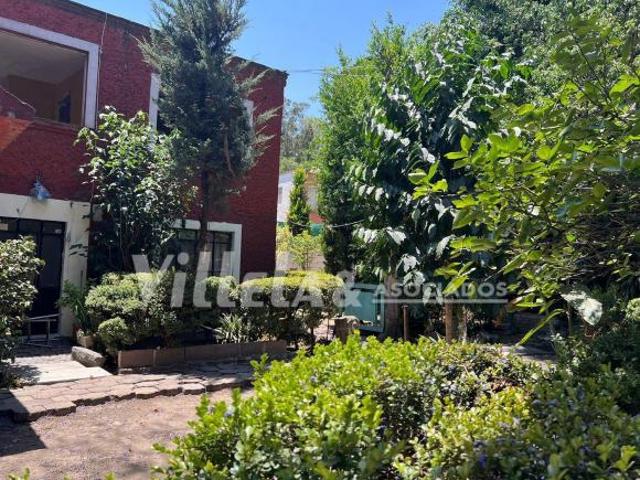 VENTA DE PROPIEDAD EN CALLE LAS FLORES