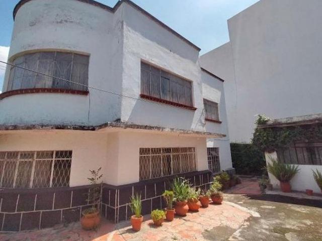 Venta de Propiedad en Esquina.  Terreno 655 M2. Av. Toluca y Don Manuelito Olivar de los Padres