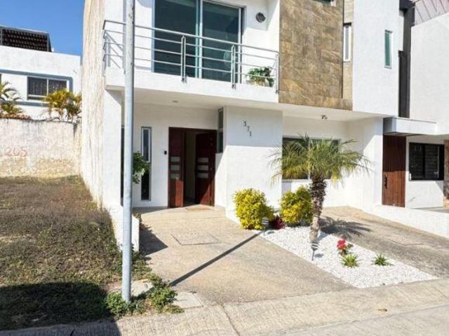 VENTA DE PROPIEDAD EN VALLE IMPERIAL ZAPOPAN