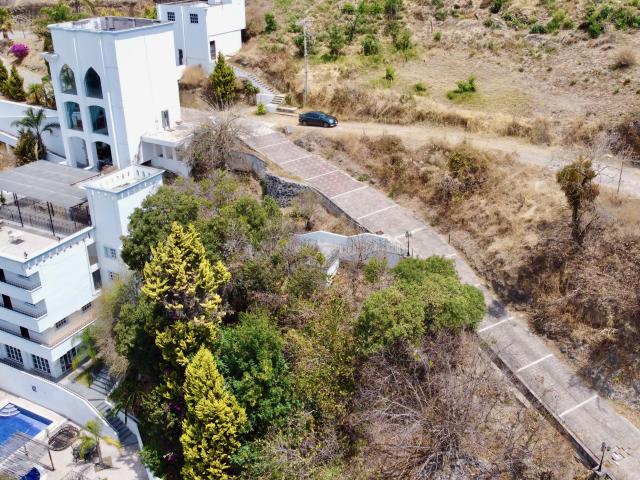 VENTA DE PROPIEDAD IDEAL PARA HOTEL