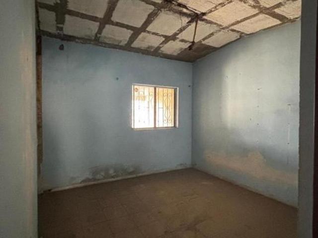 VENTA DE PROPIEDAD IDEAL PARA NEGOCIO O CASA HABITACION SOBRE AVE JUAN ESCUTIA UNA PLANTA