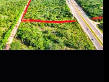 Venta de Quinta de 10 ha a bordo de autopista Campeche Mérida. A 30 minutos de Mérida, Chocholá