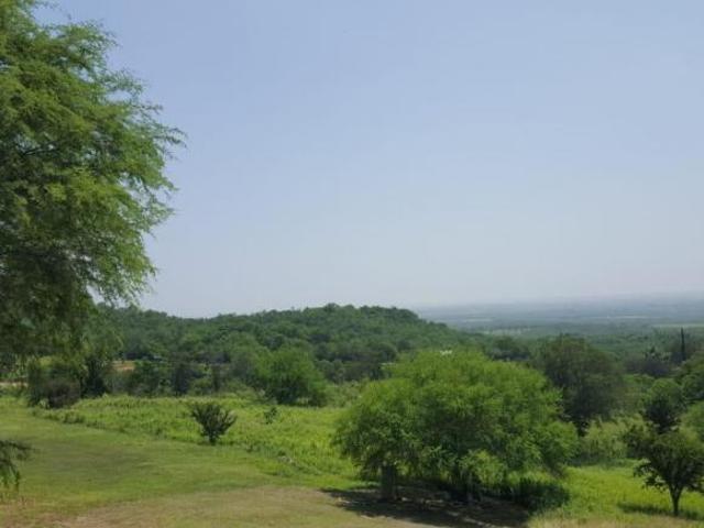 Venta de Quinta en Cadereyta Jimenez N.L
