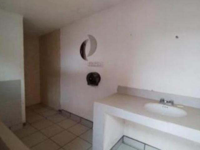 VENTA DE QUINTA SALIDA A JUAREZ CON ALBERCA