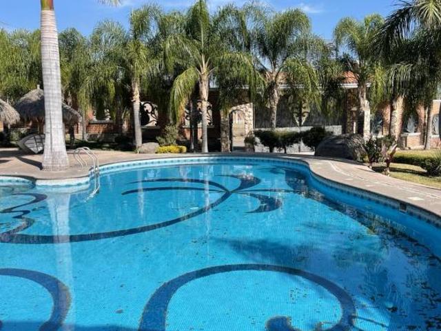 VENTA DE QUINTA Vacacional en Pueblo de La Laja, Jalisco