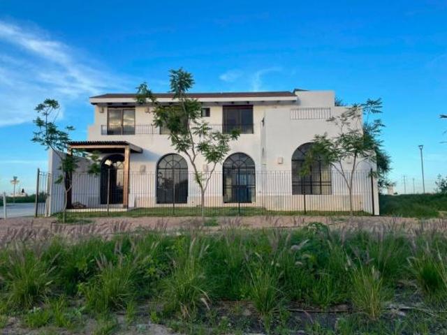 VENTA DE RESIDENCIA EN MONTORO