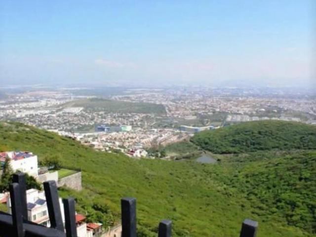 Venta de Residencia en Vista Real Country Club, Corregidora