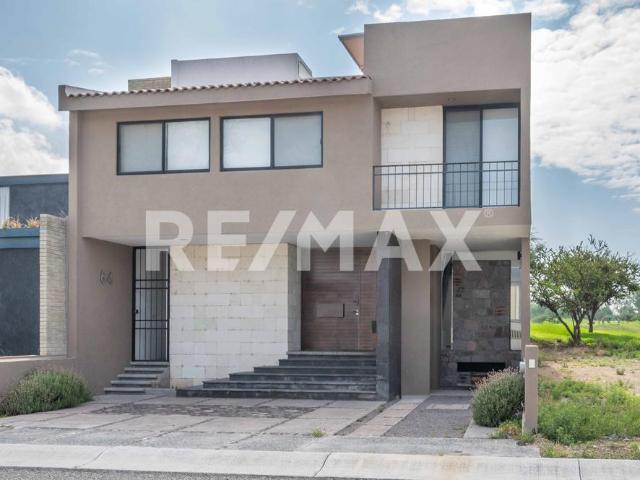 Venta de Residencia en Zirándaro Residencial & Golf, San Miguel de Allende