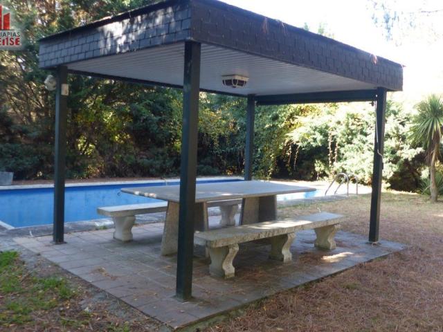 VENTA DE SEÑORIAL CHALET ENLA ZONA DE PIÑOR