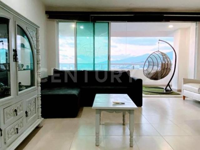 Venta de Suite en Condominio Madera, Balcones de Costa Azul, Acapulco