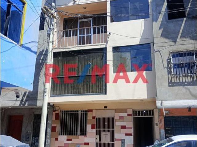 ¡Venta Del 95% En Acciones Y Derechos De Casa De 4 Pisos En La Victoria