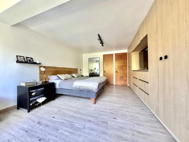 Venta depto 150m2 colón remodelado, termopanel y ggcc 270k | 4 dormitorios por 11500.00 en Las Condes
