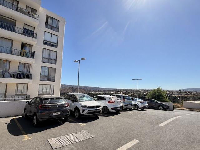 VENTA DEPTO 3D/2B CON ESTACIONAMIENTO, QUILPUÉ